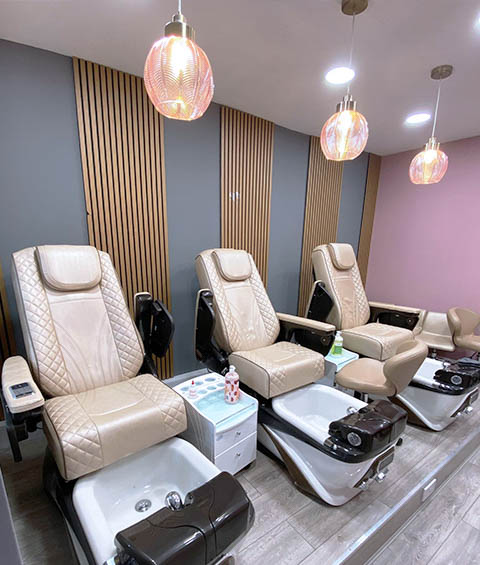 nail salon London