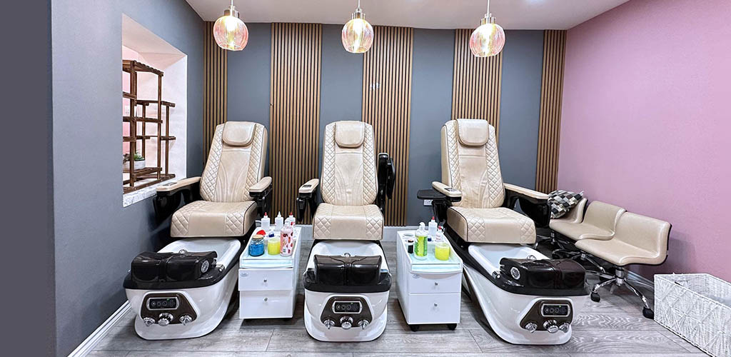 nail salon London